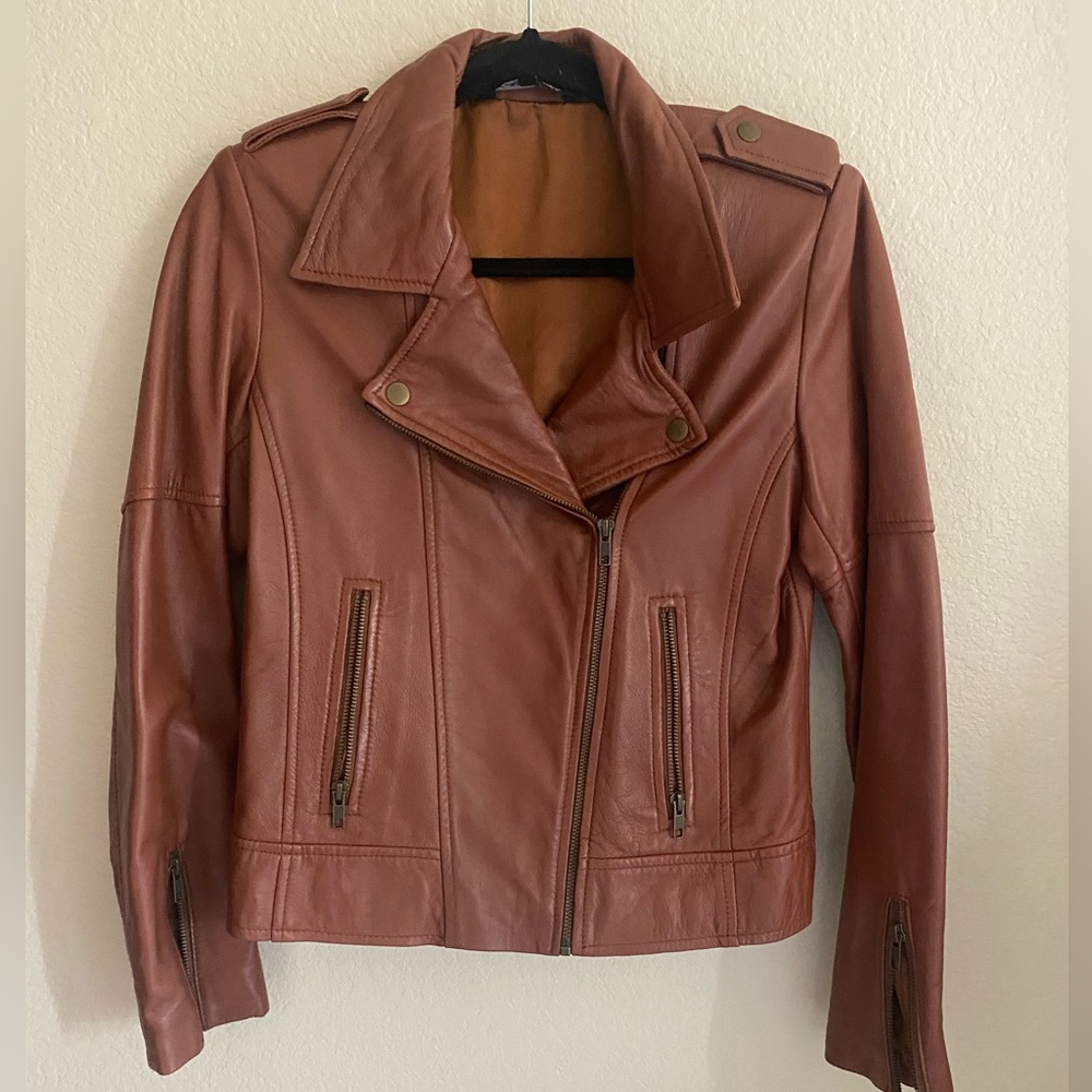 Leather Jacket! - Picture 2 of 6